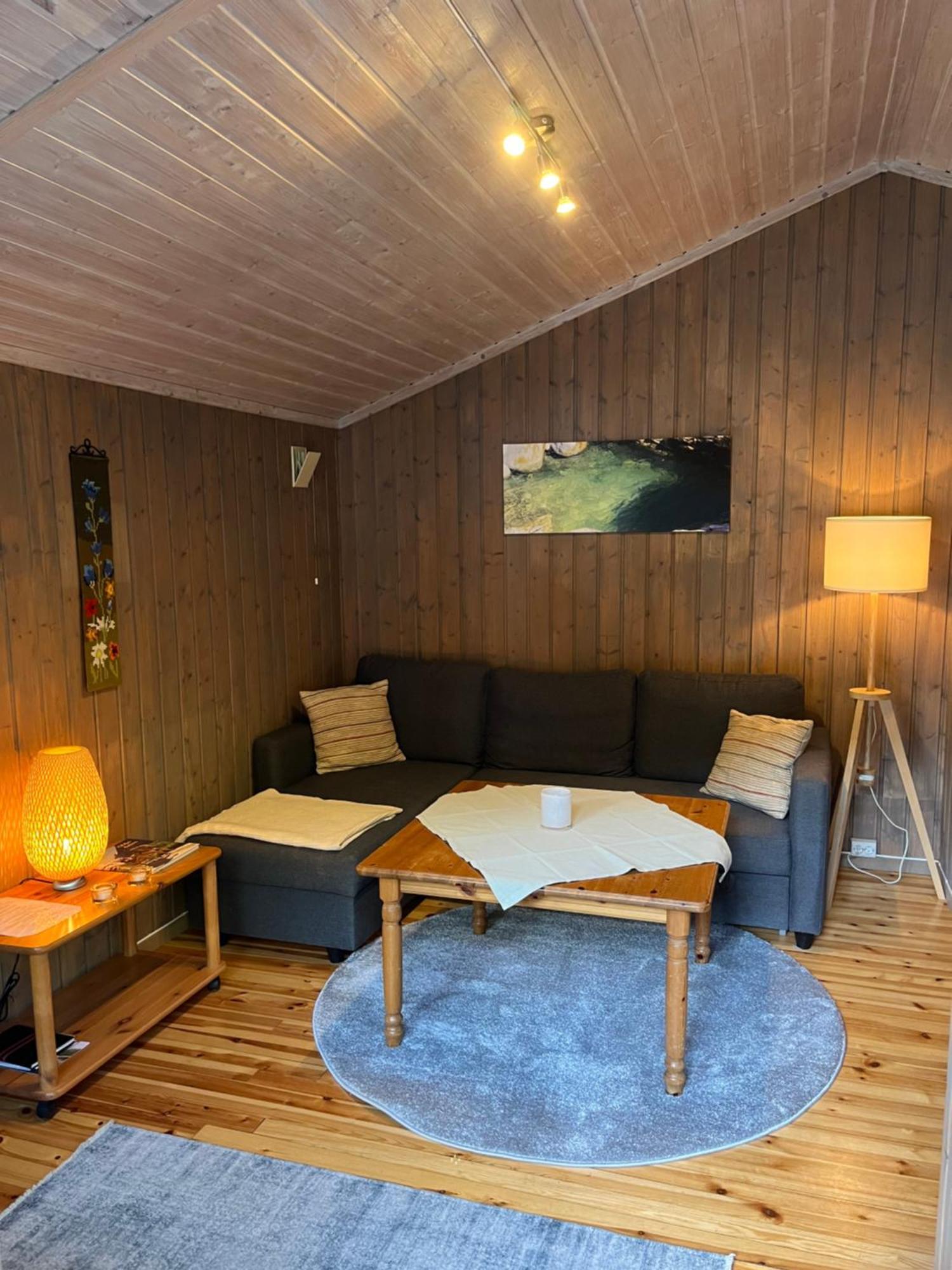 Melkevoll Bretun Camping Briksdalsbre Exterior photo