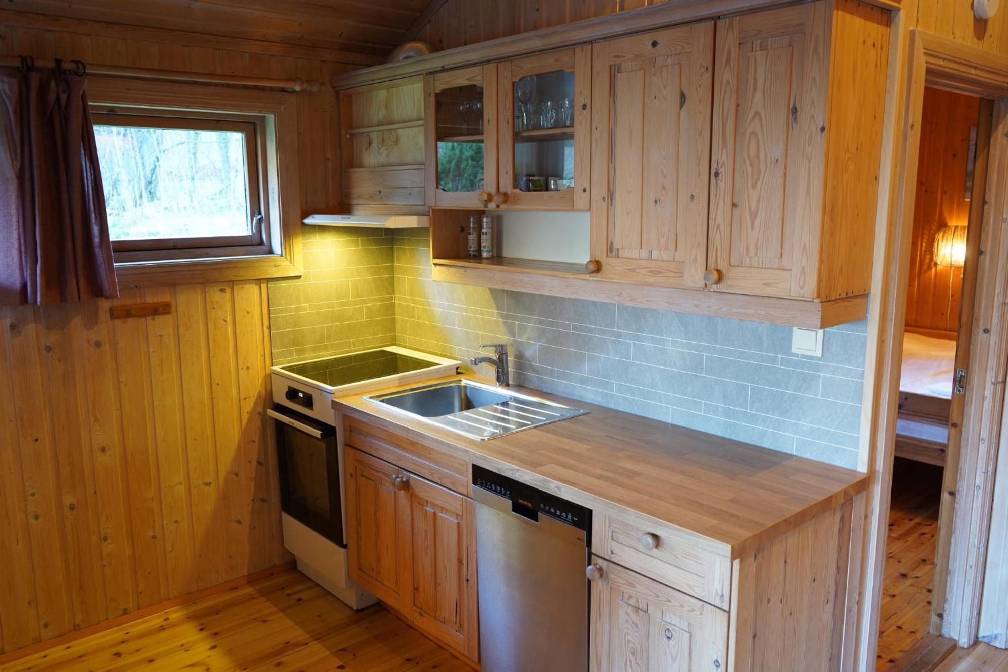 Melkevoll Bretun Camping Briksdalsbre Exterior photo