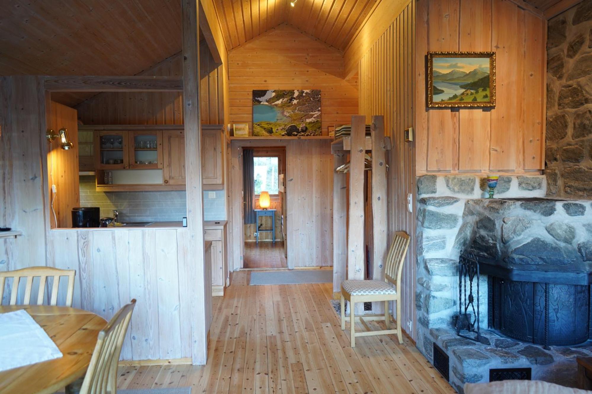 Melkevoll Bretun Camping Briksdalsbre Exterior photo